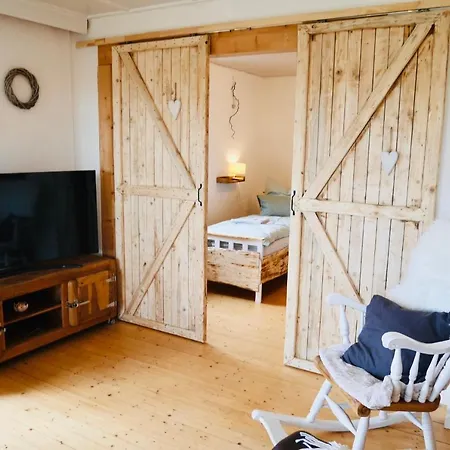 Waldapart Apartment *